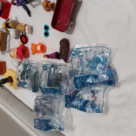 25 Toy Lot - Picture 4 of 5